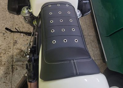 tapizado de asiento de moto en Madrid